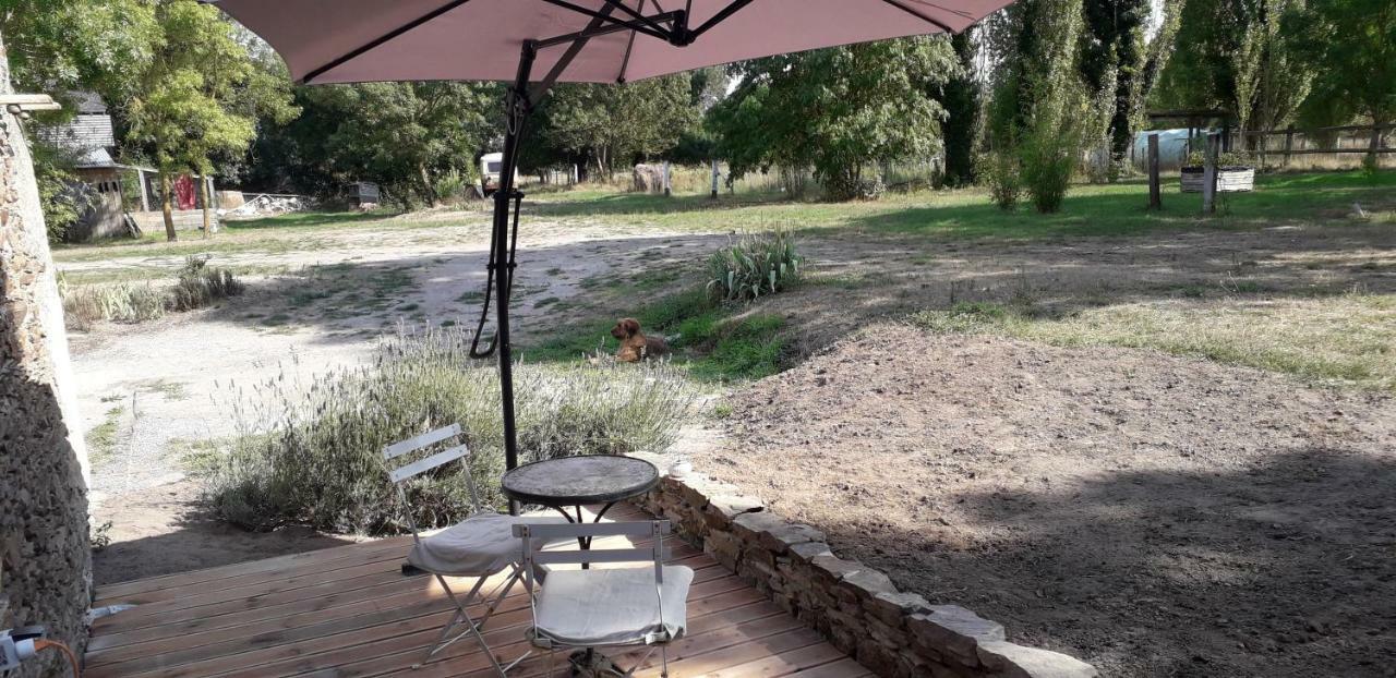Au Fabuleux Festin Hotel La Possonnière Buitenkant foto
