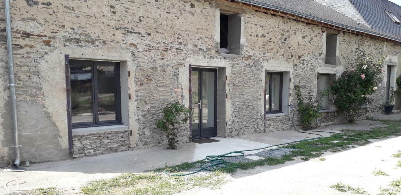 Au Fabuleux Festin Hotel La Possonnière Buitenkant foto